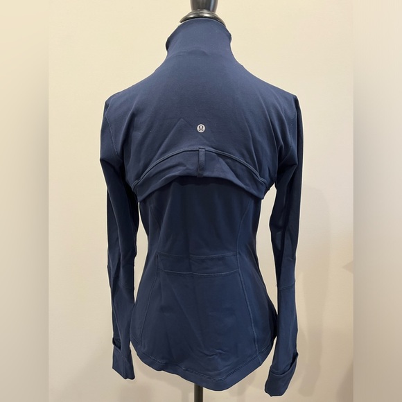 Lululemon slim fit zipper NFL Rams jacket, size 6 (unsure of exact size) - Picture 2 of 6